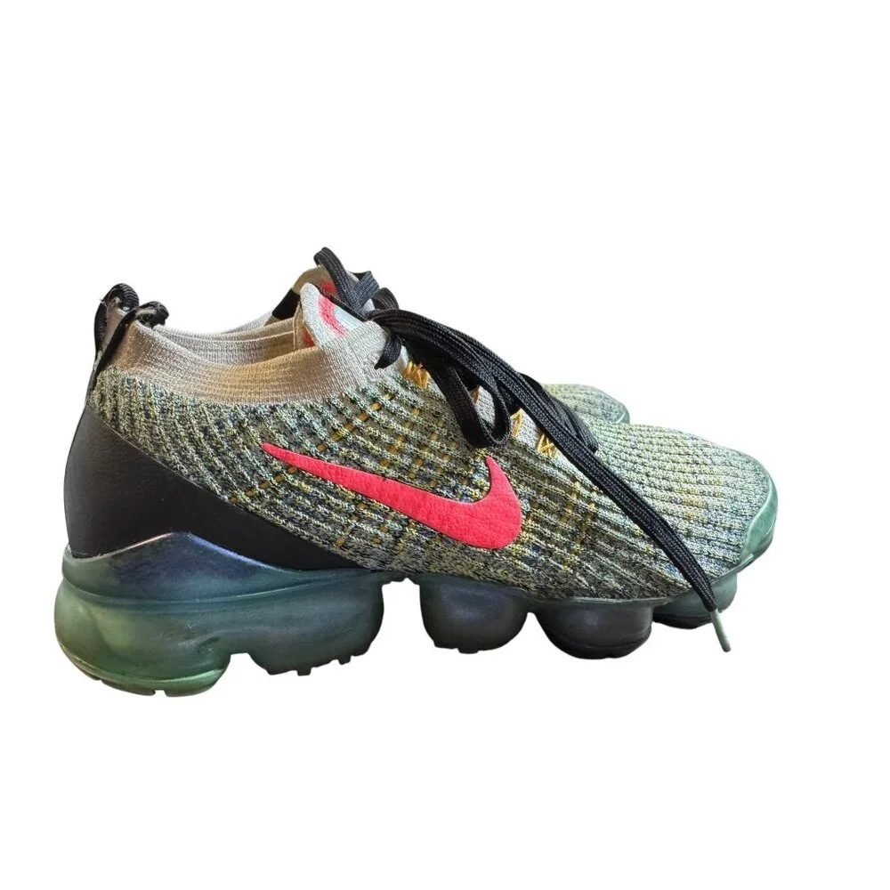 Nike Air VaporMax Women's Sz 7 Flyknit 3 White Hyper Turquoise Athletic‎ Shoes